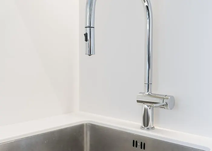 Bonjardim - Modern Garden Duplex M 포르투