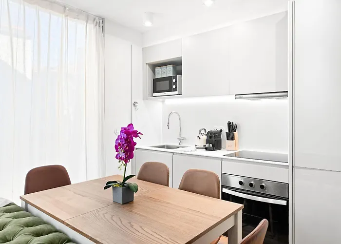 Bonjardim - Modern Garden Duplex M 포르투