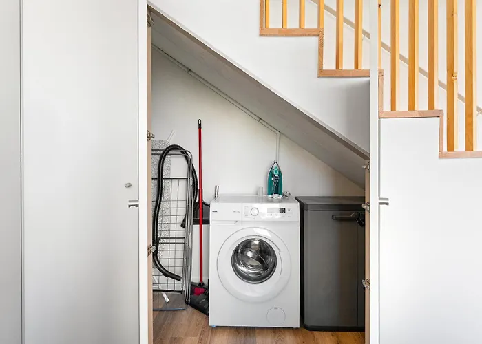 Bonjardim - Modern Garden Duplex M * 포르투