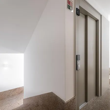 Apartment Bonjardim - Modern Garden Duplex M