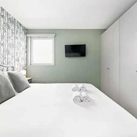 Bonjardim - Modern Garden Duplex M *