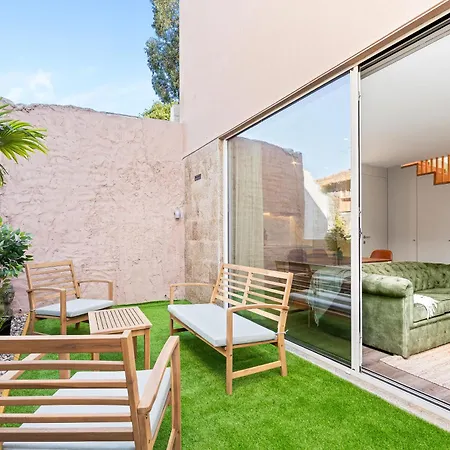 Bonjardim - Modern Garden Duplex M Apartment *