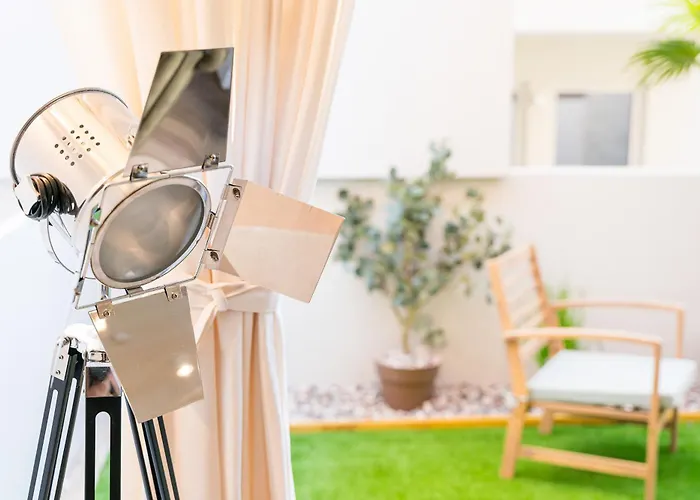 Bonjardim - Modern Garden Duplex M Appartement *