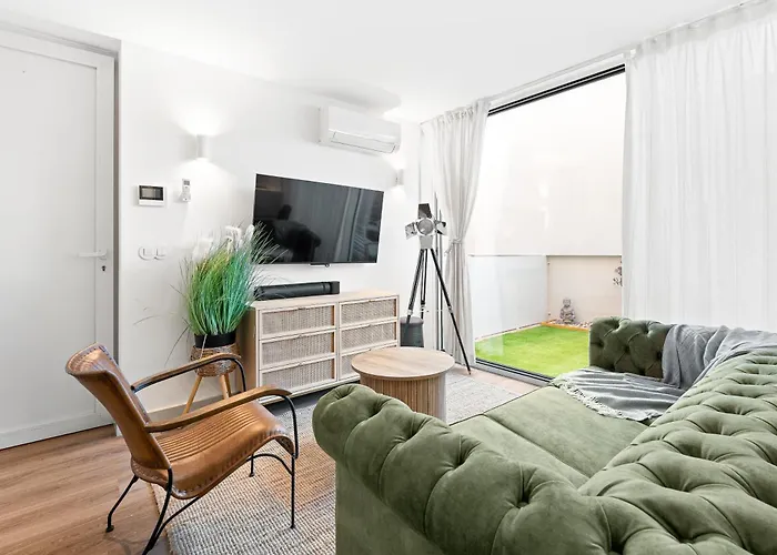 Bonjardim - Modern Garden Duplex M *