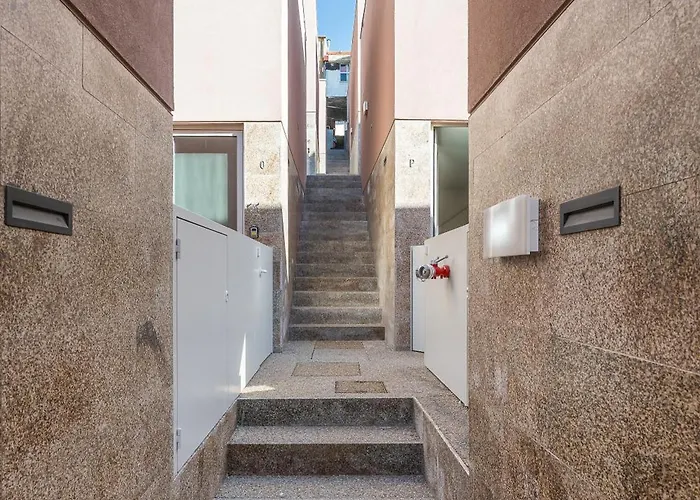 Bonjardim - Modern Garden Duplex M Apartament Porto