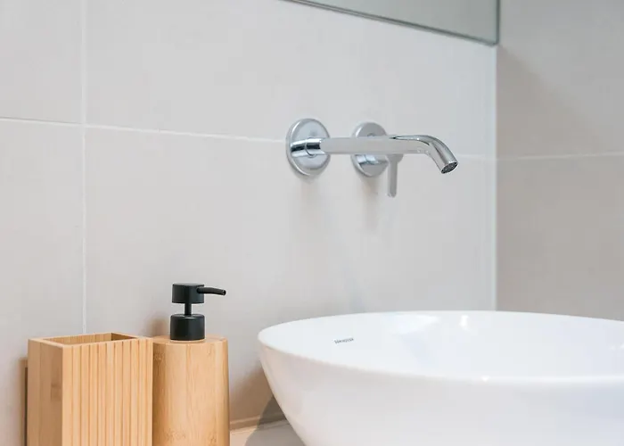 Bonjardim - Modern Garden Duplex M *